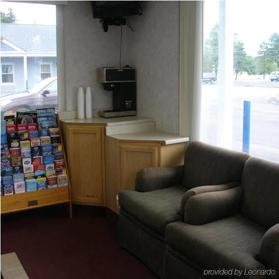 Red Carpet Inn & Suites Hammonton Nj Route-30E Interior photo